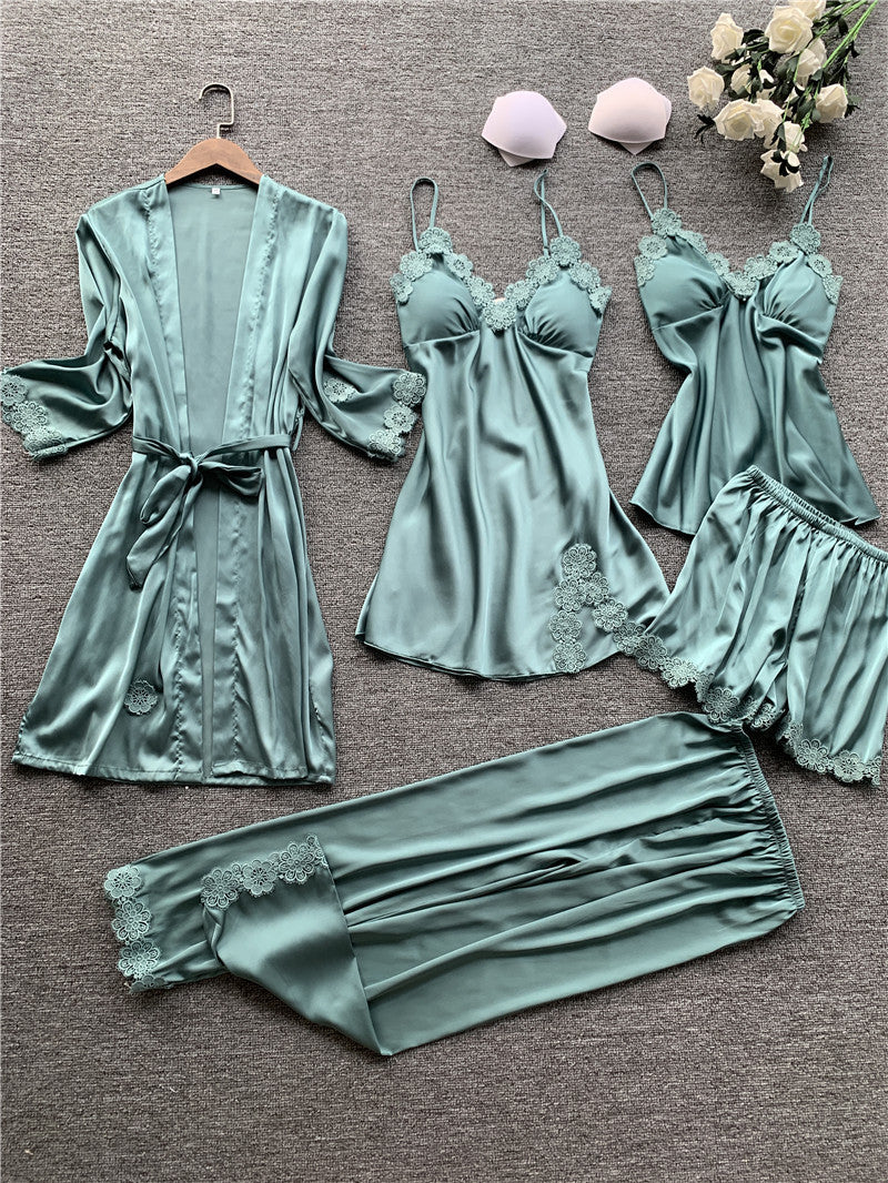 4 Ensemble de pyjama  en satin