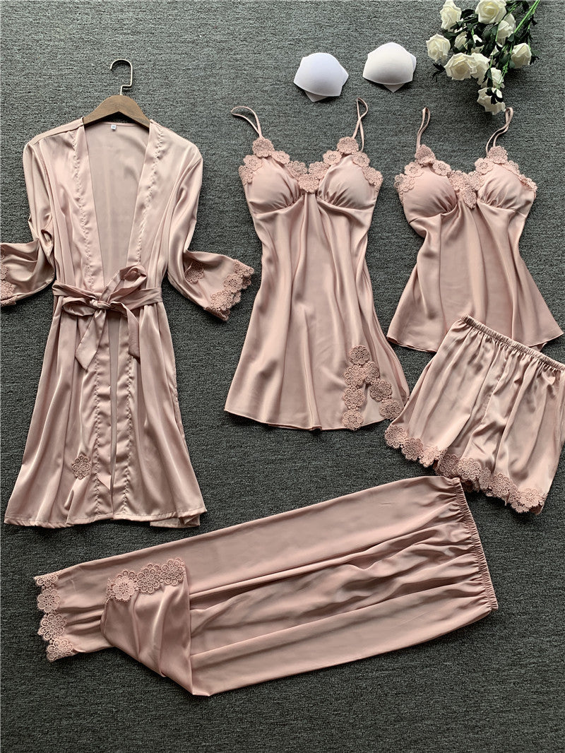 4 Ensemble de pyjama  en satin